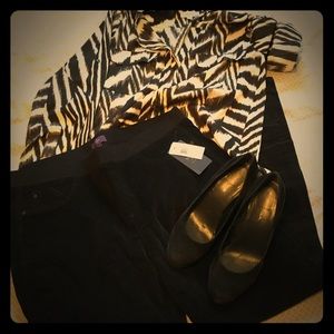 NWT NYDJ Evie Pull on Faux-Suede Leggings